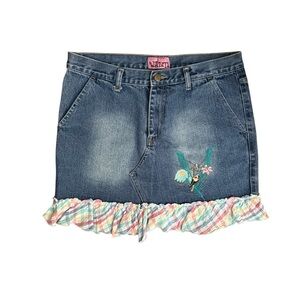 VINTAGE Want Women’s Skirt Size Large Embroidered Flowers Great Condition